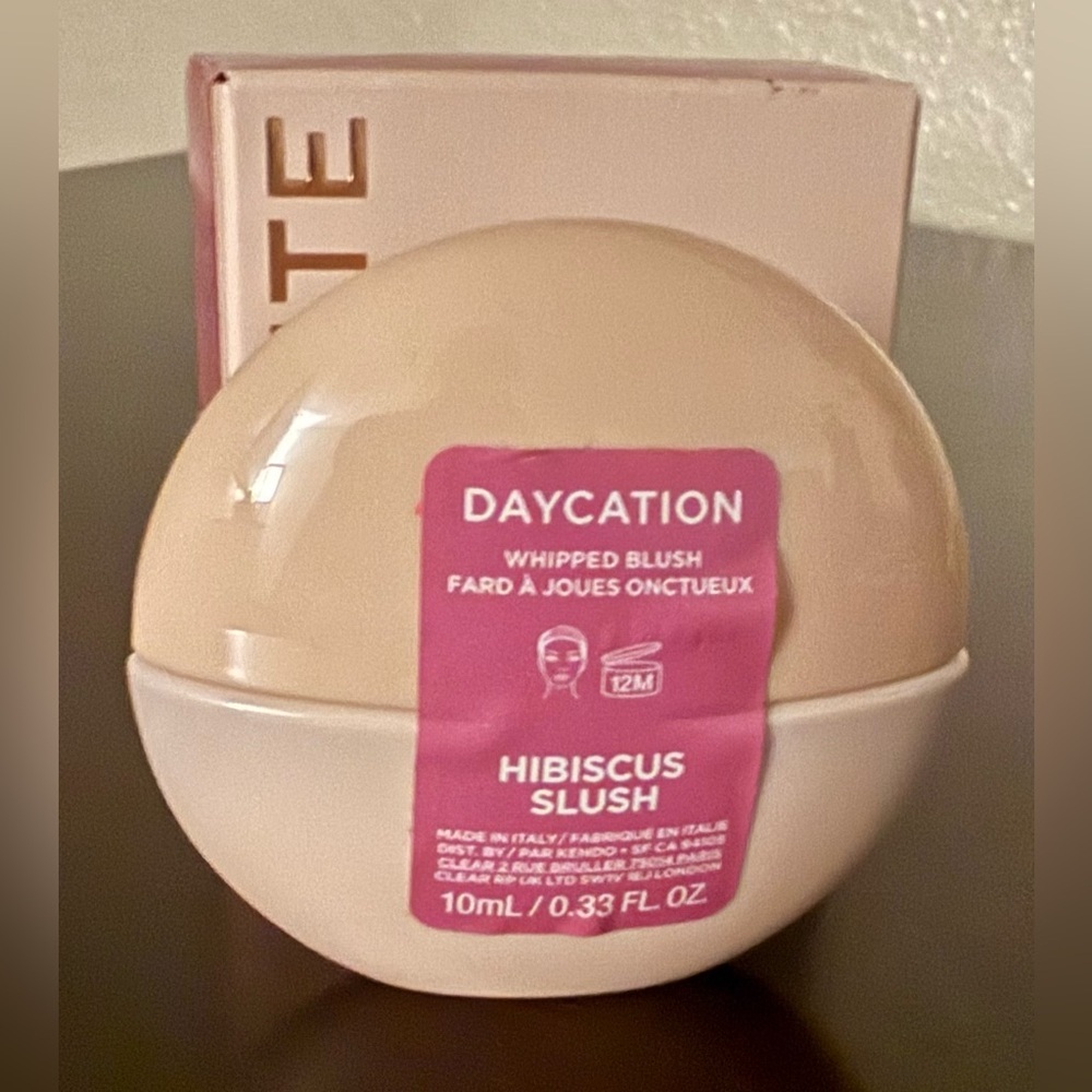 Bite Beauty Daycation Whipped Blush Hibiscus Slush Cream Blush Papaya Extract - Picture 3 of 4